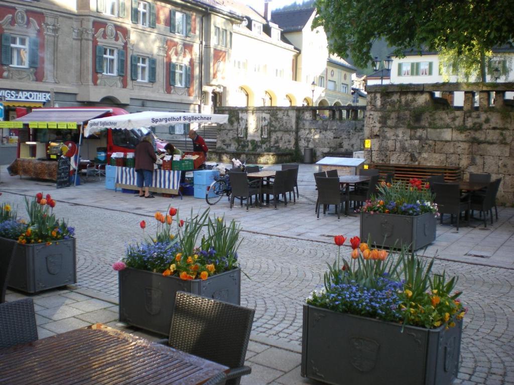 Zum Rassen Garmisch-Partenkirchen